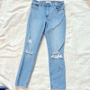 Womens 6L (28) Abercrombie Jeans